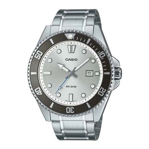 Casio MDV-107D-7A men’s dive watch stainless steel strap front view