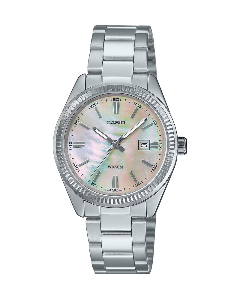 Casio General – LTP-1302DS-4A, stylish women's wristwatch with a sleek silver stainless steel band and a pink dial, offering a modern yet elegant look.