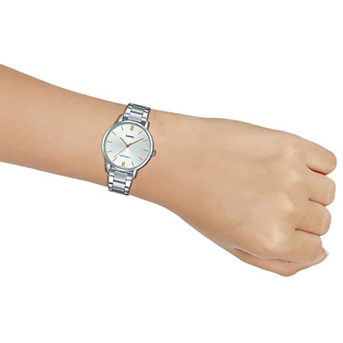 Casio Analog Silver Dial Women's Watch - LTP - VT01D - 7BUDF (A1625) - Zamana.pk