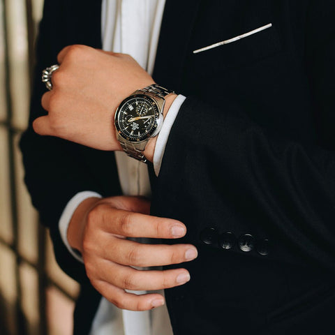 Casio Edifice Chronograph Black Dial Men's Watch - EFV - 540D - 1A9VUDF - Zamana.pk