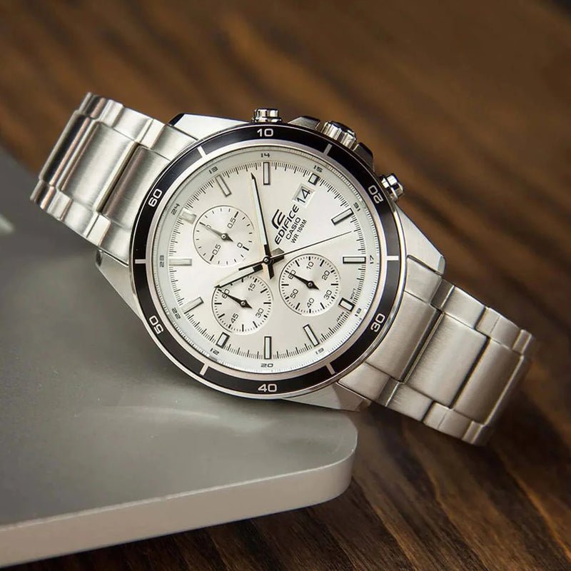 Casio Edifice EFR - 526D - 7AVUDF(EX095) Chronograph Men's Watch - Zamana.pk Main image