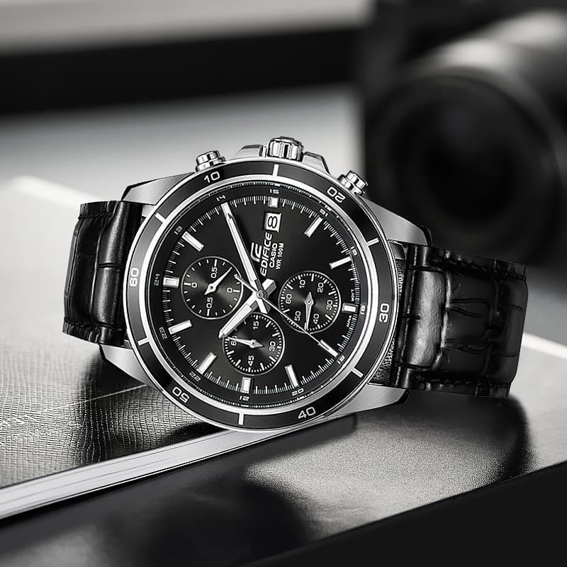 Casio Edifice EFR - 526L - 1AVUDF(EX096) Chronograph Men's Watch - Zamana.pk Main image