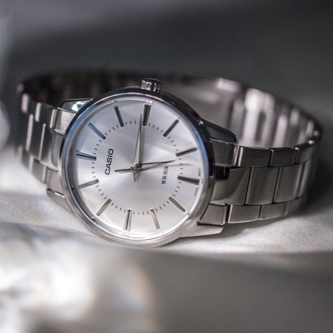 Casio Enticer Analog Silver Dial Men's Watch - MTP - 1303D - 7AVDF - Zamana.pk Main image