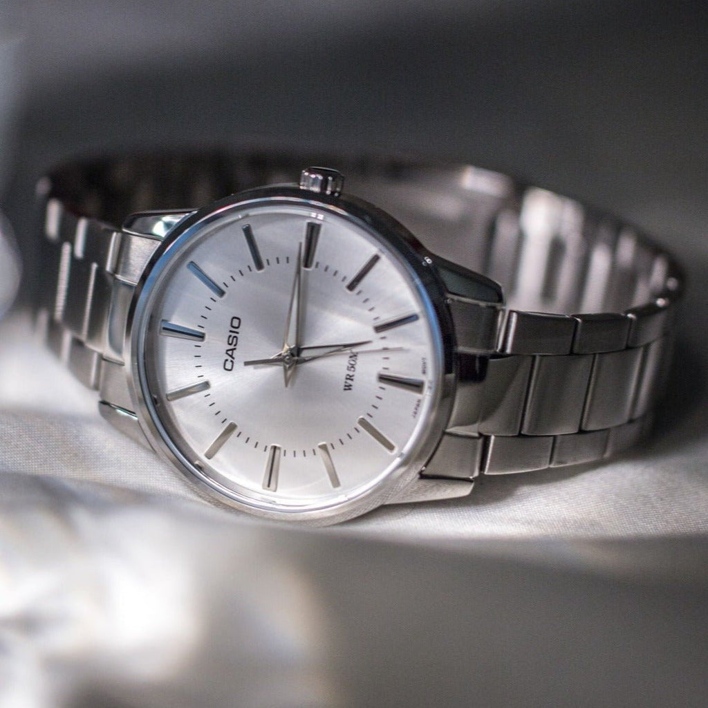 Casio Enticer Analog Silver Dial Men's Watch - MTP - 1303D - 7AVDF - Zamana.pk