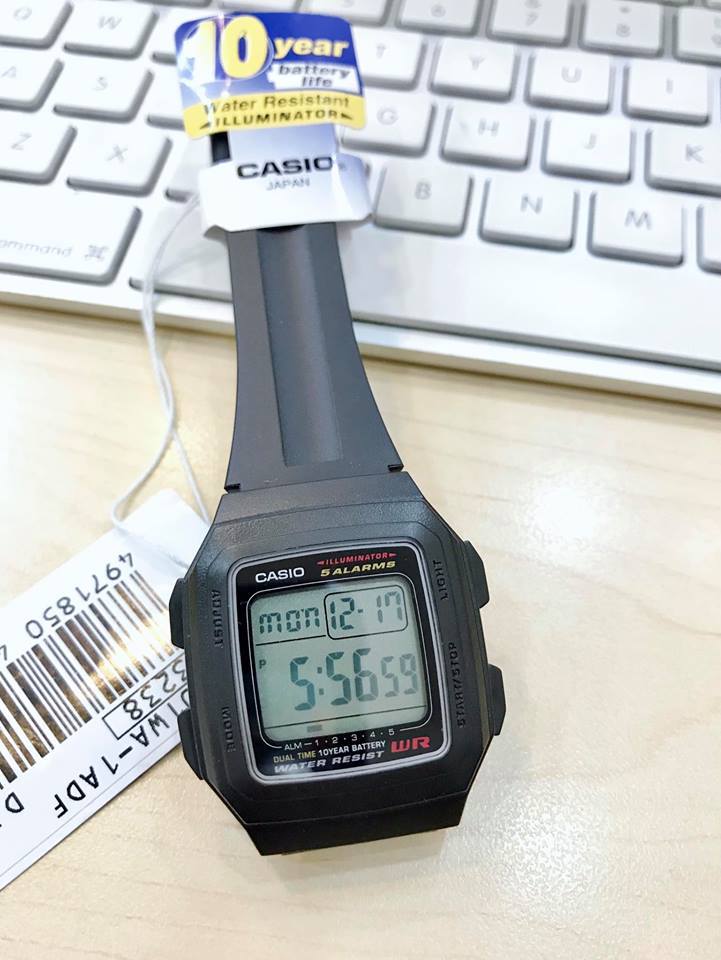 Casio Men's Black Resin Band Watch - F-201WA-1ASDF Secondary image