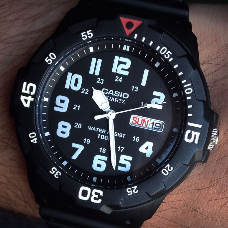 Casio - MRW-200H-1B - Stainless Steel Watch For Men Secondary image