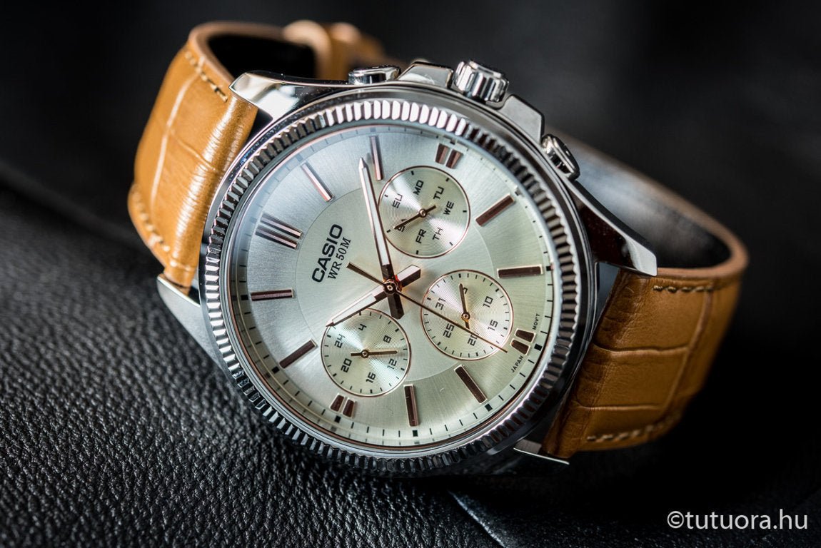 CASIO MTP-1375L-9AVDF Secondary image