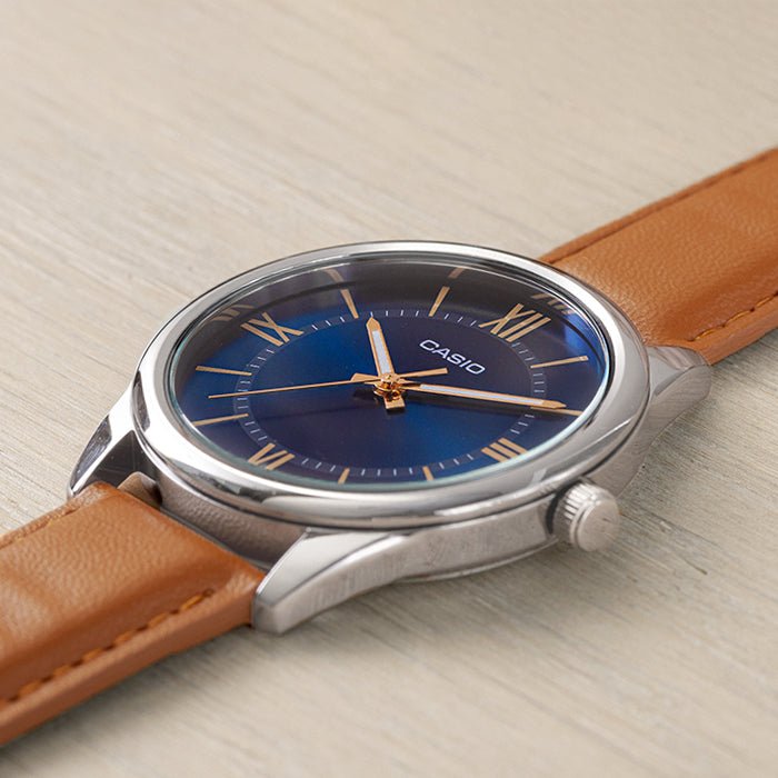 Casio MTP-V005L-2B5UDF Men's  leather band date Watch Secondary image