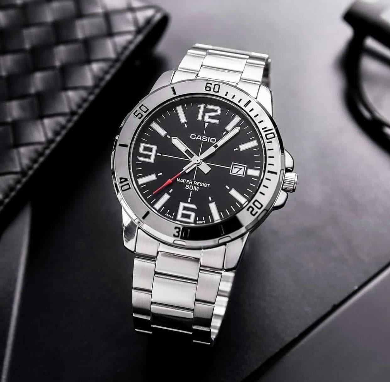 Casio MTP-VD01D-1BV Men's Enticer Stainless Steel Black Dial Casual An – Zamana.pk