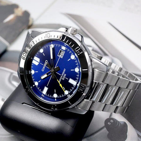 Casio MTP - VD01D - 2EV Men's Enticer Stainless Steel Blue Dial Casual Analog Sporty Watch - Zamana.pk