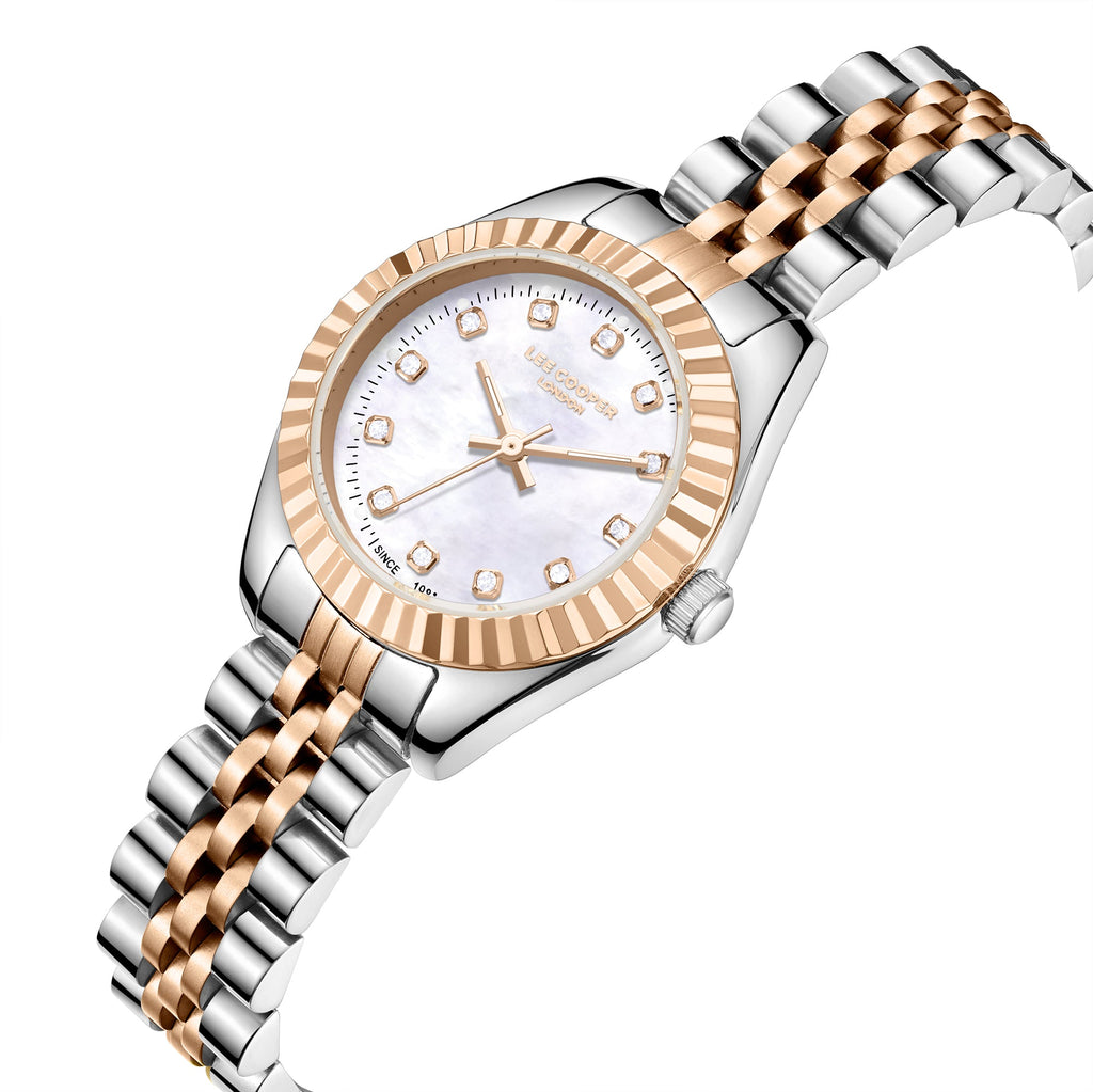 Lee Cooper LC07956.520 Quartz Women Super Metal Case Metal Band Silver Dail Watch - Zamana.pk