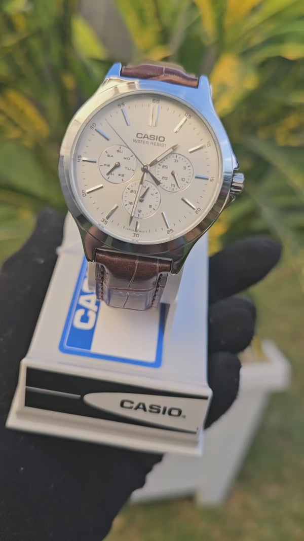 Casio Enticer MTP-V300L-7AUDF Men Analog White Dial Men's Watch MTP-V300L-7AUDF