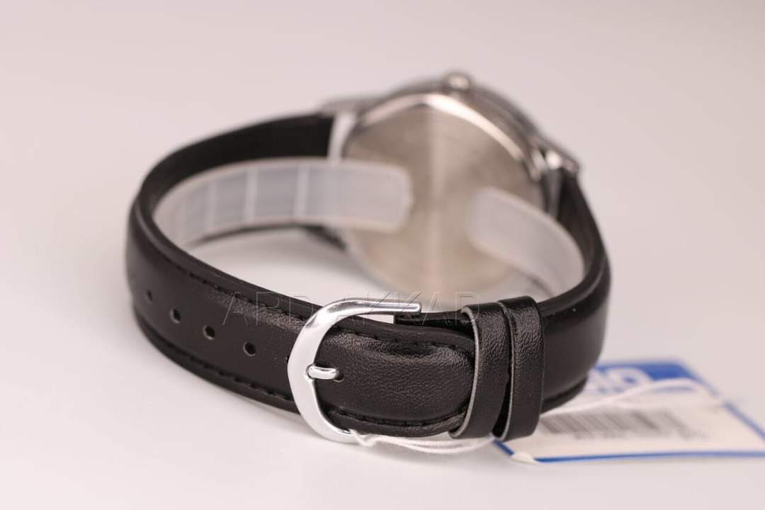 Casio Men's MTP-V002L-7B3UDF Silver Dail date Watch